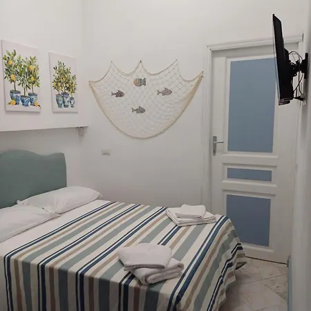 Le Stanze Del Mare - Bed and breakfast
